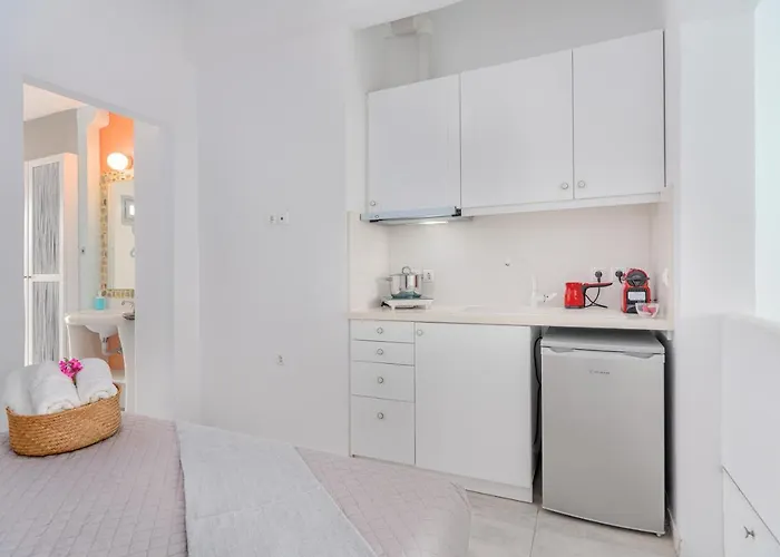 Bella View * Mykonos Town